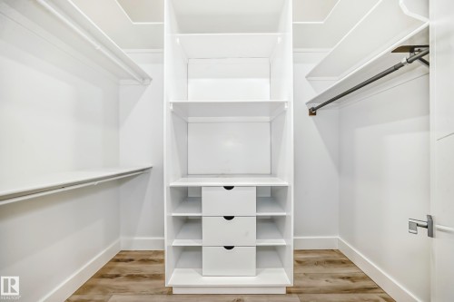 10506 68 Avenue, Edmonton, AB - Indoor With Storage