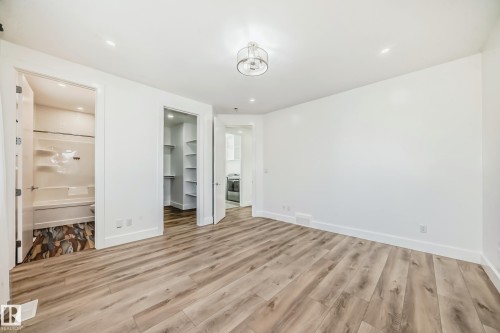 10506 68 Avenue, Edmonton, AB - Indoor Photo Showing Other Room