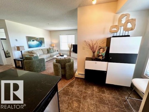 319 5804 Mullen Place, Edmonton, AB - Indoor