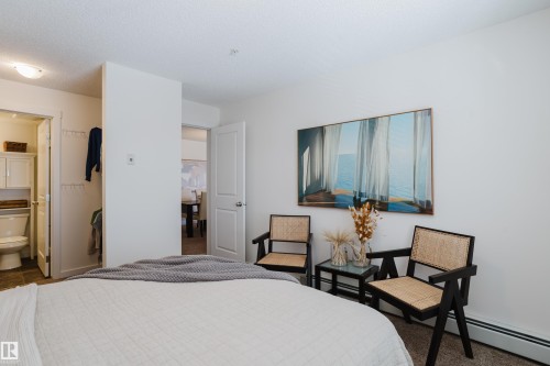 319 5804 Mullen Place, Edmonton, AB - Indoor Photo Showing Bedroom
