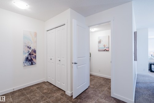 319 5804 Mullen Place, Edmonton, AB - Indoor Photo Showing Other Room