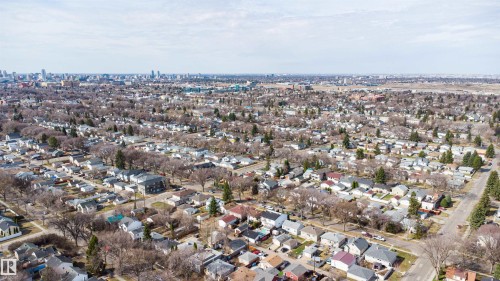 12411 90 Street, Edmonton, AB - Outdoor With View