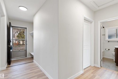 12411 90 Street, Edmonton, AB - Indoor Photo Showing Other Room