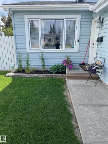 18939 78 Avenue, Edmonton, AB - Outdoor