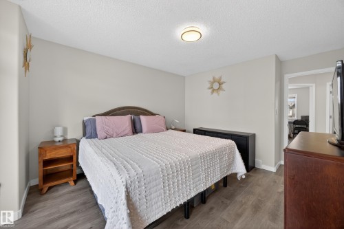 26 4731 Terwillegar Common, Edmonton, AB - Indoor Photo Showing Bedroom