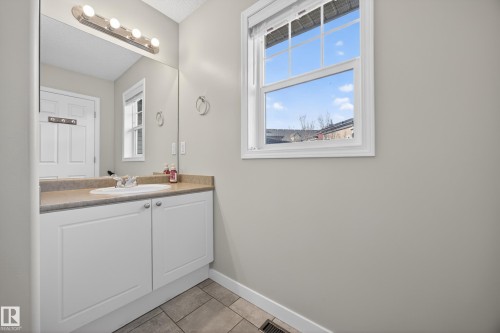 26 4731 Terwillegar Common, Edmonton, AB - Indoor Photo Showing Bathroom