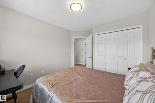 26 4731 Terwillegar Common, Edmonton, AB - Indoor Photo Showing Bedroom