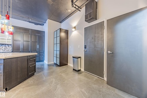 303 10179 105 Street, Edmonton, AB - Indoor Photo Showing Other Room