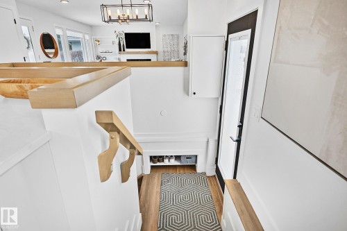 15011 77 Avenue, Edmonton, AB - Indoor Photo Showing Other Room