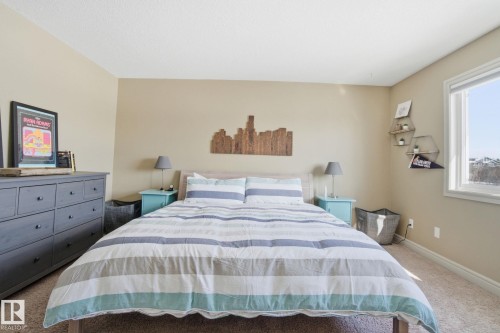 2133 Blue Jay Point(E), Edmonton, AB - Indoor Photo Showing Bedroom