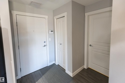 107 3670 139 Avenue, Edmonton, AB - Indoor Photo Showing Other Room