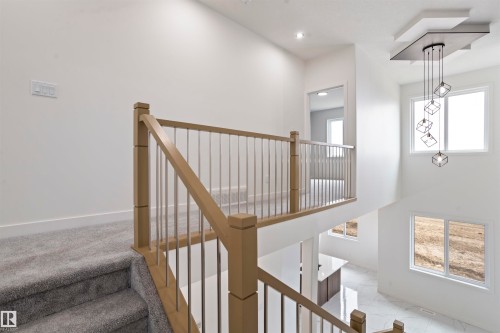 3013 8 Avenue, Edmonton, AB - Indoor Photo Showing Other Room