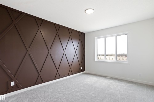 3013 8 Avenue, Edmonton, AB - Indoor Photo Showing Other Room