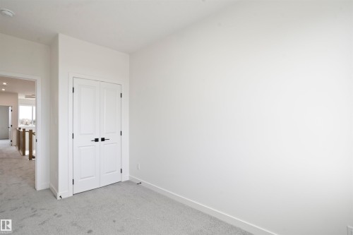 3013 8 Avenue, Edmonton, AB - Indoor Photo Showing Other Room