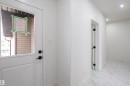 3013 8 Avenue, Edmonton, AB  - Indoor Photo Showing Other Room 