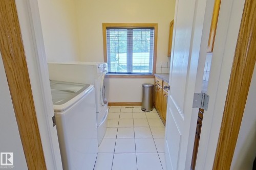 621032 Rr 234, Rural Athabasca County, AB - Indoor Photo Showing Laundry Room