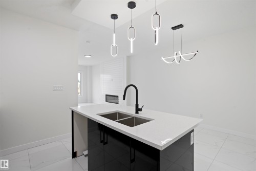 723 30 Street, Edmonton, AB - Indoor Photo Showing Kitchen With Double Sink