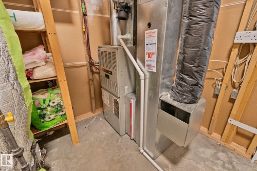 3711 161 Avenue, Edmonton, AB - Indoor