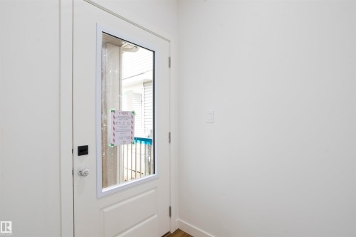 171 Munn Way, Leduc, AB - Indoor Photo Showing Other Room