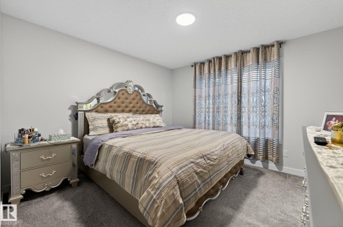 72 11910 35 Avenue, Edmonton, AB - Indoor Photo Showing Bedroom