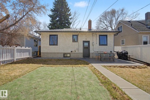 7550 81 Avenue Nw, Edmonton, AB - Outdoor
