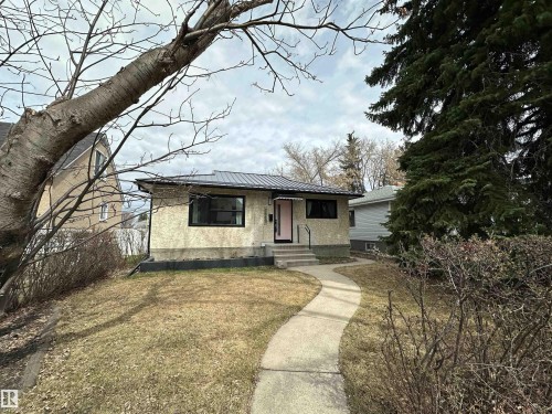 7550 81 Avenue Nw, Edmonton, AB - Outdoor