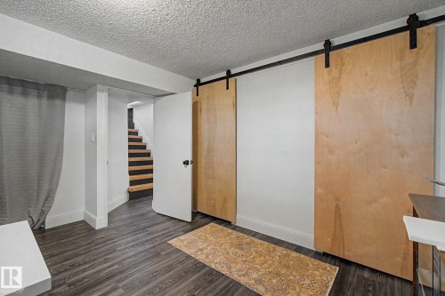 7550 81 Avenue Nw, Edmonton, AB - Indoor Photo Showing Other Room