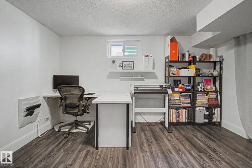 7550 81 Avenue Nw, Edmonton, AB - Indoor Photo Showing Office