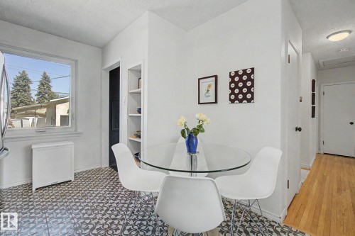 7550 81 Avenue Nw, Edmonton, AB - Indoor Photo Showing Dining Room