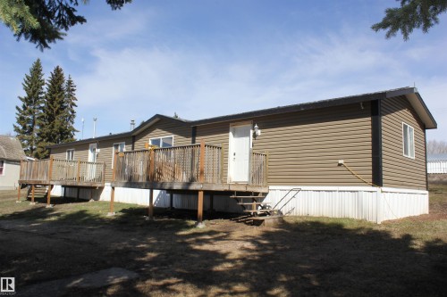 4610 51 Avenue, Myrnam, AB - Outdoor