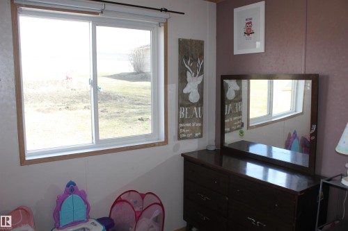 4610 51 Avenue, Myrnam, AB - Indoor