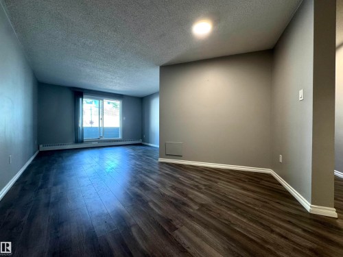 119 6720 158 Avenue, Edmonton, AB - Indoor Photo Showing Other Room