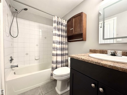 119 6720 158 Avenue, Edmonton, AB - Indoor Photo Showing Bathroom