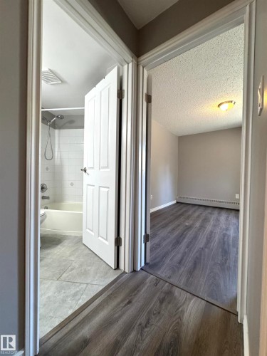 119 6720 158 Avenue, Edmonton, AB - Indoor