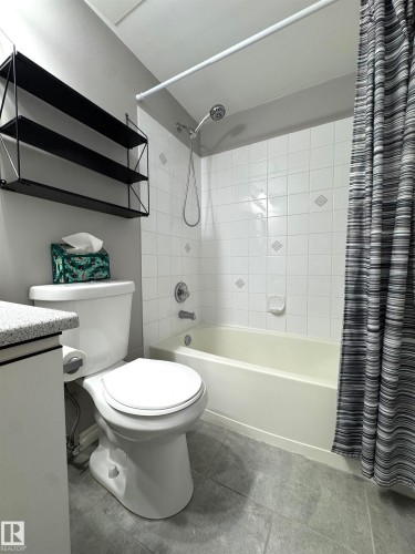 119 6720 158 Avenue, Edmonton, AB - Indoor Photo Showing Bathroom