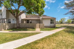 Adresse confidentielle Edmonton, AB T6K 3M3