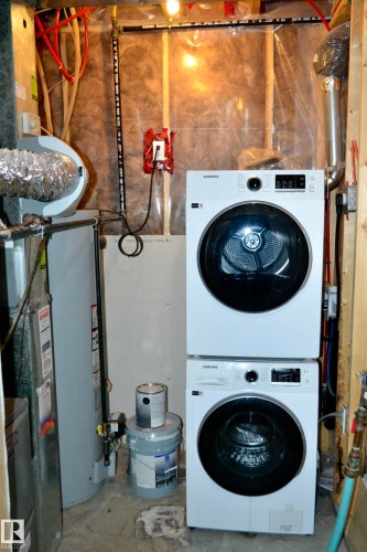 8950 81 Avenue, Edmonton, AB - Indoor Photo Showing Laundry Room