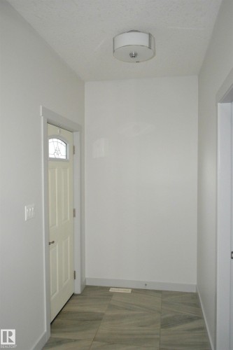 8950 81 Avenue, Edmonton, AB - Indoor Photo Showing Other Room