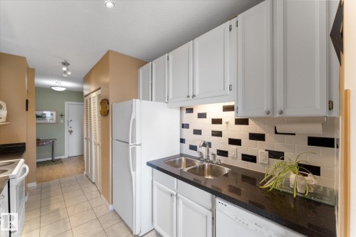1105 9809 110 Street, Edmonton, AB - Indoor Photo Showing Kitchen With Double Sink