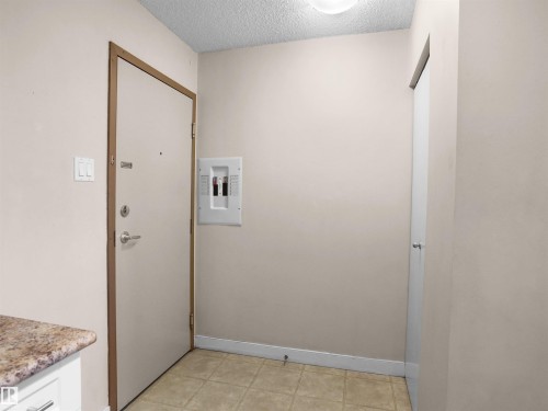 307 9710 105 Street, Edmonton, AB - Indoor Photo Showing Other Room