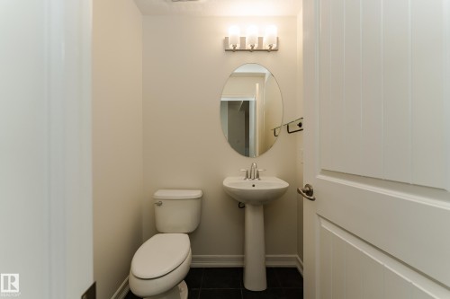 2804 Watcher Court, Edmonton, AB - Indoor Photo Showing Bathroom