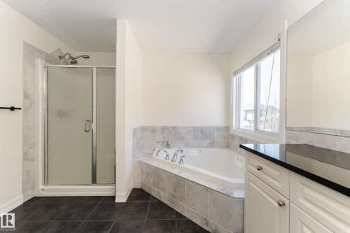 2804 Watcher Court, Edmonton, AB - Indoor Photo Showing Bathroom