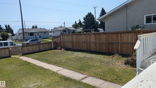 7812 128 Avenue, Edmonton, AB - Outdoor
