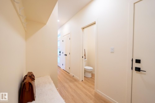3315 Kulay Way, Edmonton, AB - Indoor