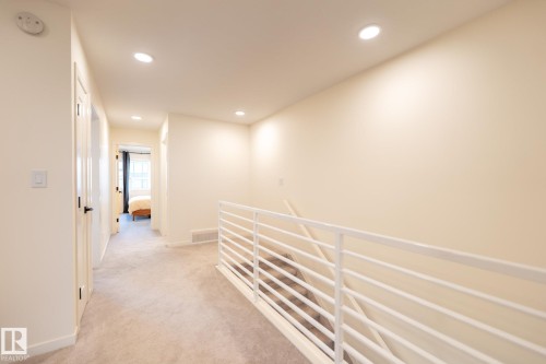 3315 Kulay Way, Edmonton, AB - Indoor Photo Showing Other Room