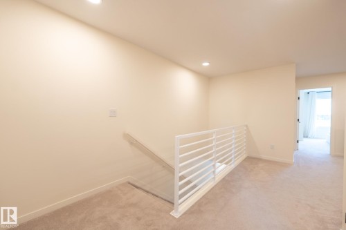3315 Kulay Way, Edmonton, AB - Indoor Photo Showing Other Room