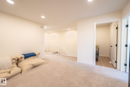 3315 Kulay Way, Edmonton, AB - Indoor Photo Showing Other Room
