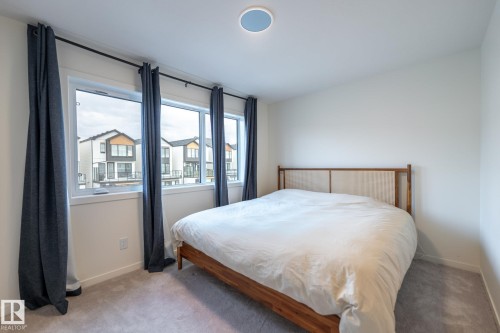 3315 Kulay Way, Edmonton, AB - Indoor Photo Showing Bedroom