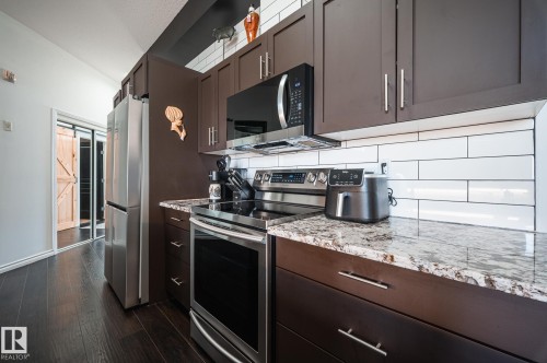 412 9503 101 Avenue, Edmonton, AB - Indoor Photo Showing Kitchen