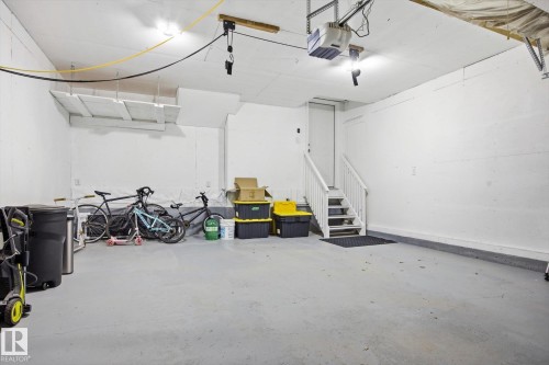 33 Grayridge Crescent, Stony Plain, AB - Indoor Photo Showing Garage
